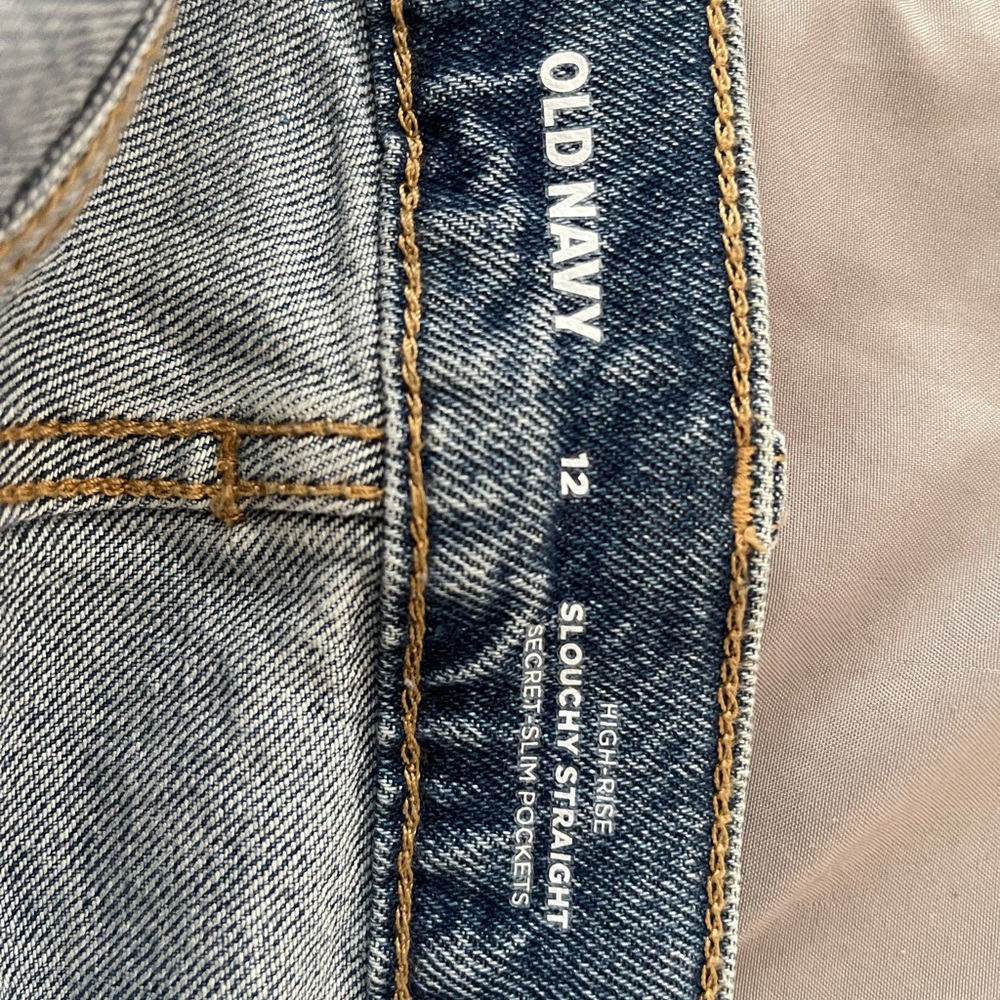 Old navy slouchy straight secret slim pockets jeans